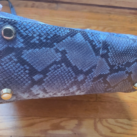 Gili Exotic Python snake print genuine leather handle, shoulder bag WOMEN'S - Picture 10 of 16